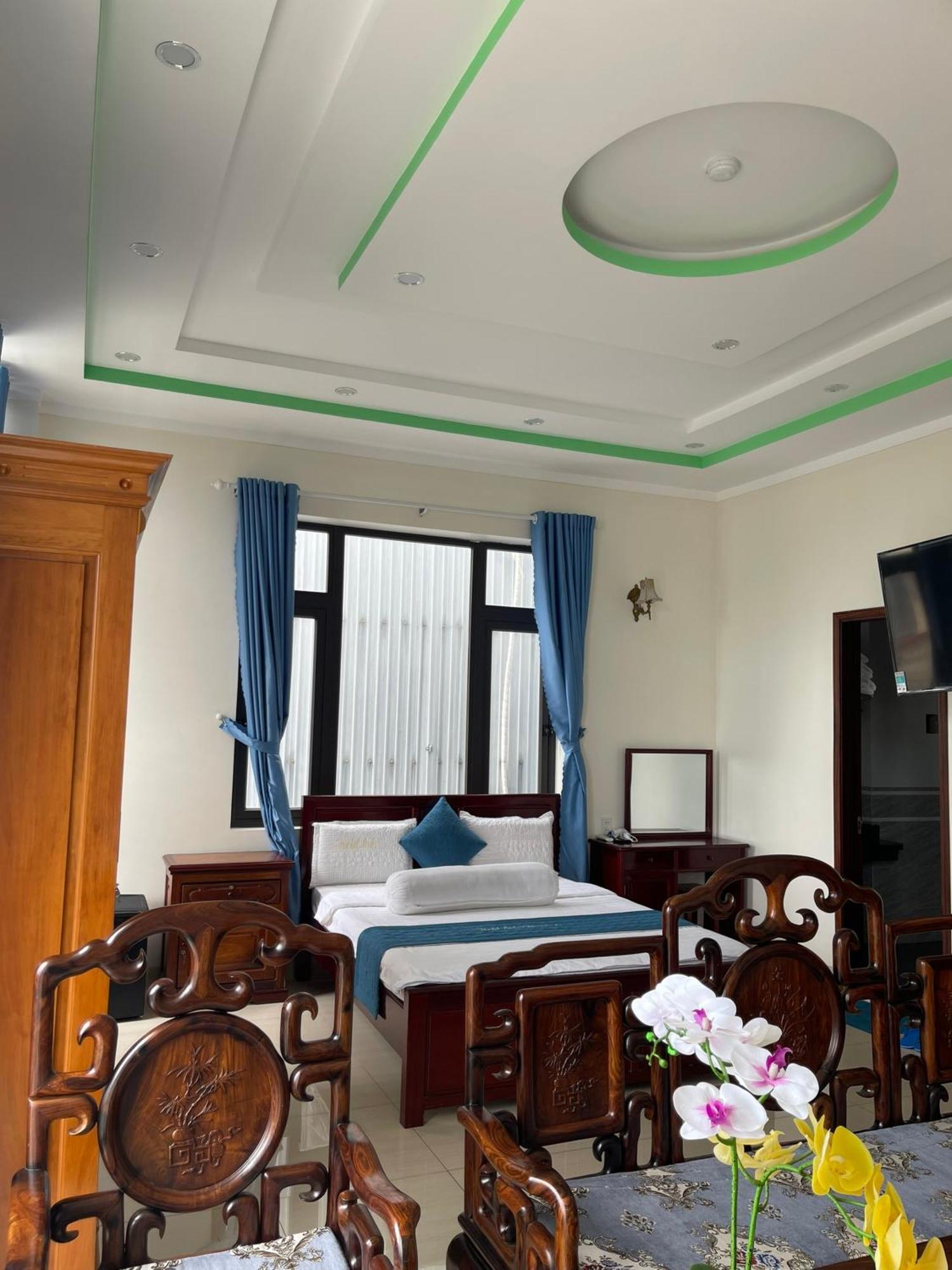 Anh Tuan Hotel & Coffee - Pleiku, Gia Lai Exterior photo