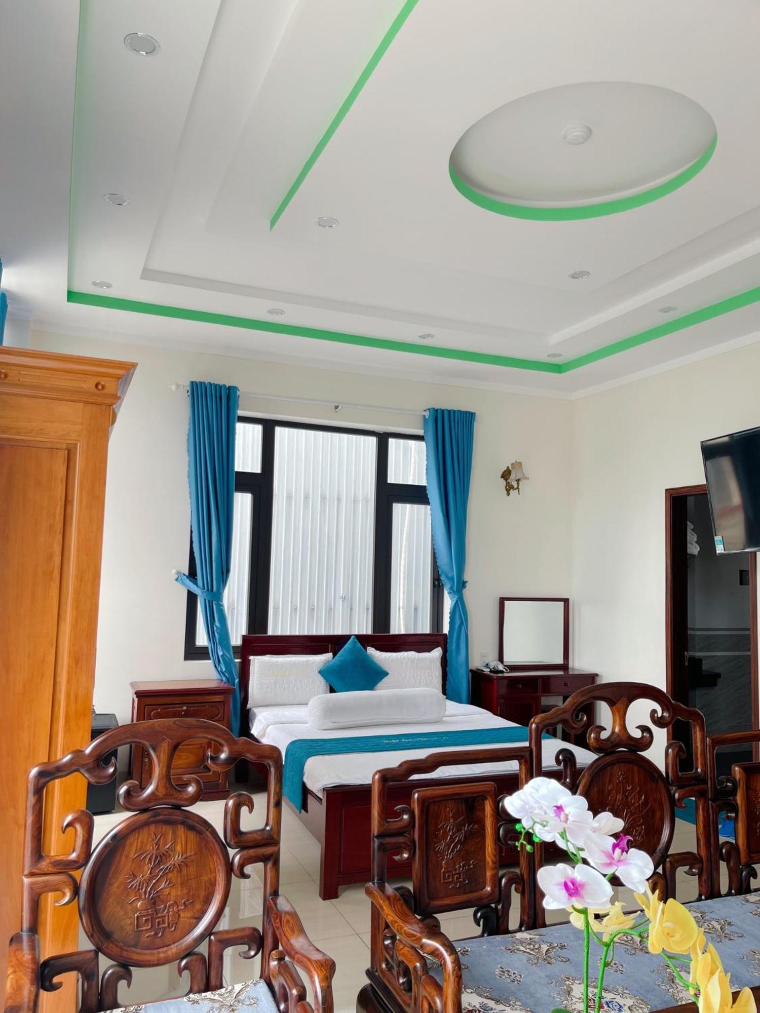 Anh Tuan Hotel & Coffee - Pleiku, Gia Lai Exterior photo