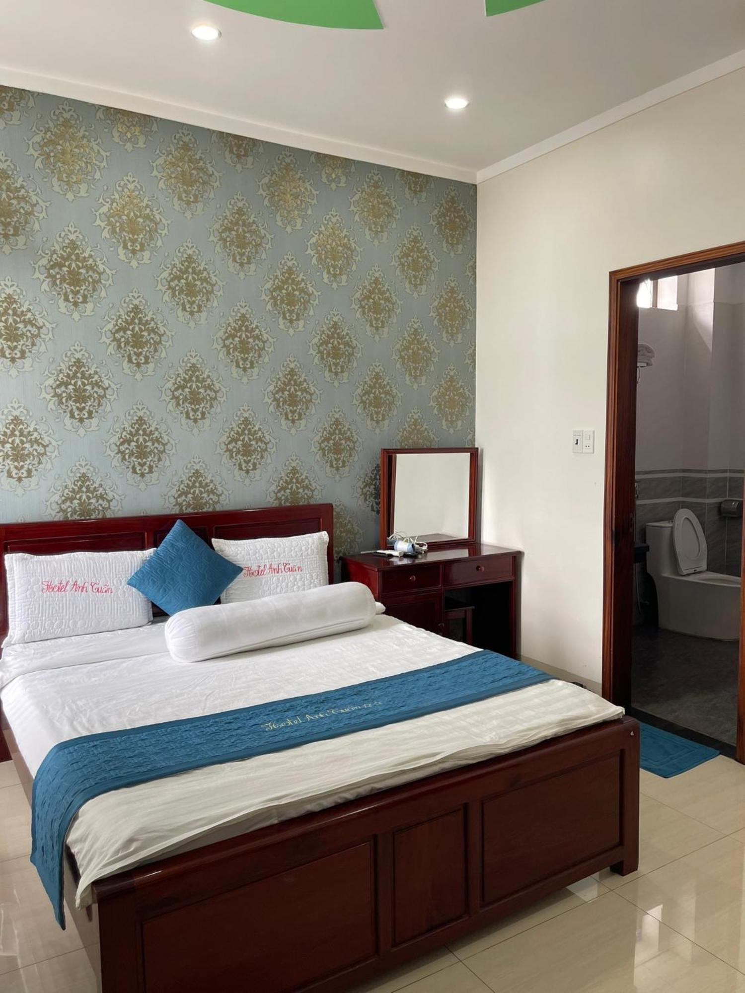 Anh Tuan Hotel & Coffee - Pleiku, Gia Lai Exterior photo